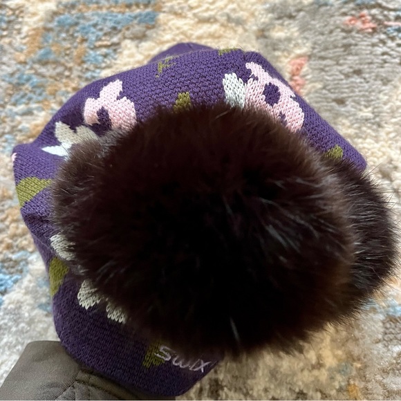 Knit Hat Rabbit Fur Pom Poms Swix Ski Hat - Picture 2 of 6